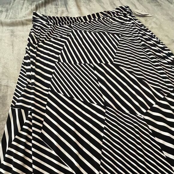 COPY - Liz Claiborne Plus Size Maxi Skirt - Picture 3 of 7